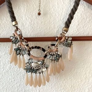 Statement necklace